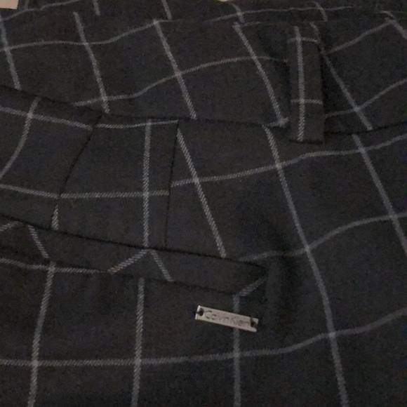 CALVIN KLEIN (12) Solid dress plaid ankle suit pants with large belt loops - Picture 6 of 16